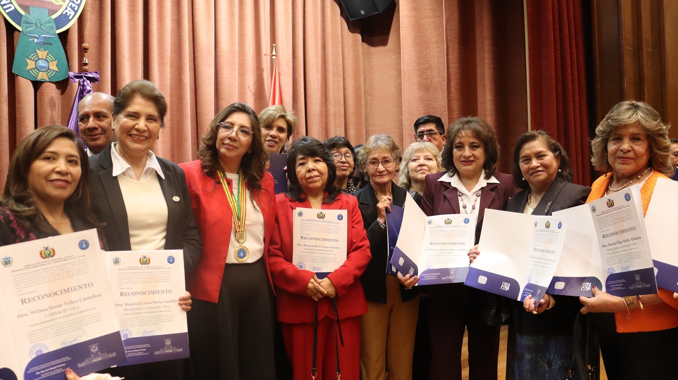 HOMENAJE CAMARAL AL COLEGIO DEPARTAMENTAL SEP 2025